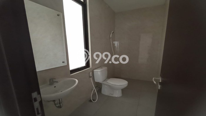 Jual Rumah Strategis Bagus Punya 4 KT di Tangerang Tangerang SHM Jual Rumah Strategis Bagus Punya 4 KT di Tangerang Tangerang SHM