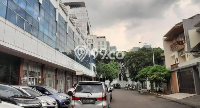 Untuk Dijual! Ruko di Puri Indah Jakarta Barat LT 63m2 / LB 220m2 Kawasan Bisnis Untuk Dijual! Ruko di Puri Indah Jakarta Barat LT 63m2 / LB 220m2 Kawasan Bisnis
