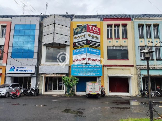 Ruko Strategis Kawasan Alam Sutera, Luas 221m², Pusat Niaga Ruko Strategis Kawasan Alam Sutera, Luas 221m², Pusat Niaga
