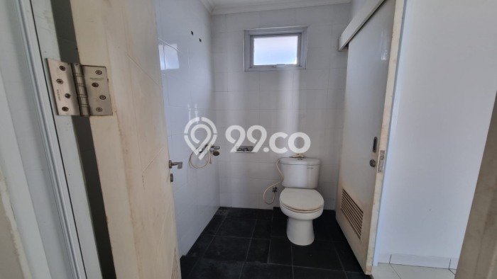 Rumah Elit Modern Tanpa Renovasi di Gading Serpong Tangerang Rumah Elit Modern Tanpa Renovasi di Gading Serpong Tangerang