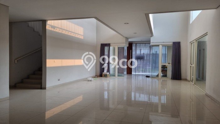 Sewa Rumah Murah di Alam Sutera Tangerang Punya 4 Kamar Tidur Sewa Rumah Murah di Alam Sutera Tangerang Punya 4 Kamar Tidur