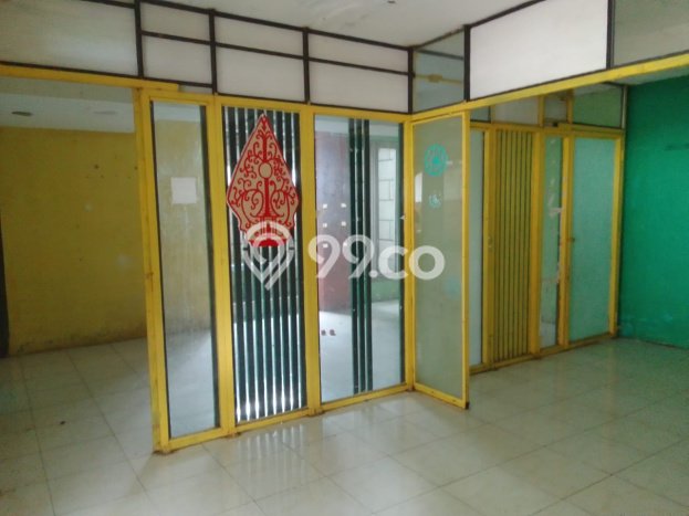 Dijual Rumah Mewah Megah Dengan View Cantik di Meruya, Jakarta Barat Dijual Rumah Mewah Megah Dengan View Cantik di Meruya, Jakarta Barat