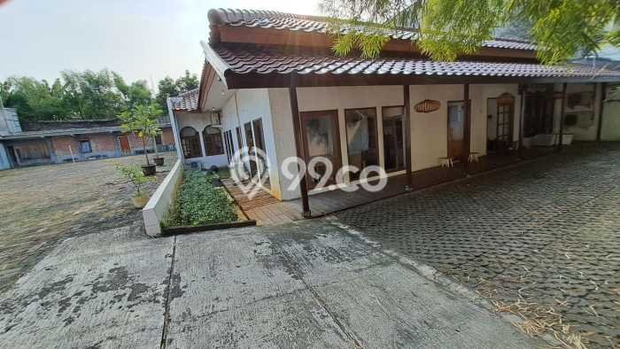 Unit Komersial Tersedia di Kemang Spesifikasi LB 500m2 Unit Komersial Tersedia di Kemang Spesifikasi LB 500m2