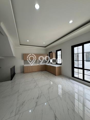Ready to Use! Premium House LT 126m2 Desain Elegan di Alam Sutera Ready to Use! Premium House LT 126m2 Desain Elegan di Alam Sutera