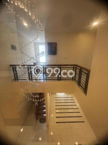 Dijual Hunian Mewah dengan Fasilitas Sekitar Lengkap di BSD, Tangerang Selatan Dijual Hunian Mewah dengan Fasilitas Sekitar Lengkap di BSD, Tangerang Selatan