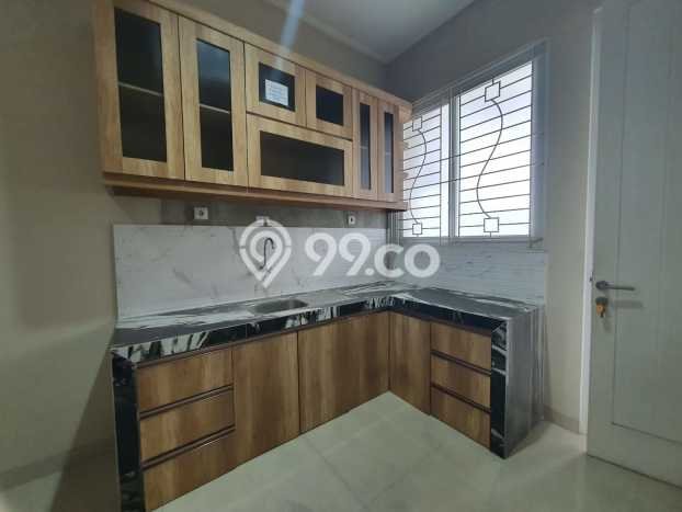 Disewakan! Rumah 3 Kamar Tidur &
2 Kamar Mandi di Villa Melati Mas, Tangerang Selatan Disewakan! Rumah 3 Kamar Tidur &
2 Kamar Mandi di Villa Melati Mas, Tangerang Selatan