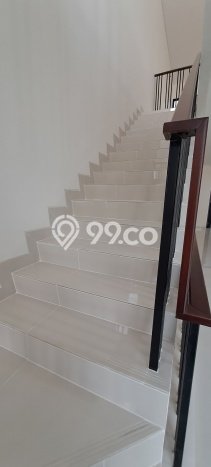 Disewakan Ruko di Kawasan Ramai Gading Serpong Luas 268m2 Disewakan Ruko di Kawasan Ramai Gading Serpong Luas 268m2