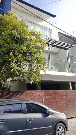 Rumah LT 110m² Fully Furnished di Lokasi Prestisius Kerobokan, Badung Rumah LT 110m² Fully Furnished di Lokasi Prestisius Kerobokan, Badung