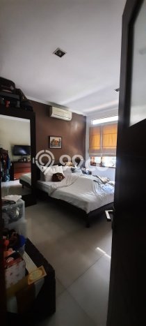 Ready to Use! Luxury House LT 416m2 Desain Modern di Bintaro Ready to Use! Luxury House LT 416m2 Desain Modern di Bintaro