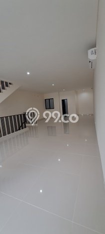 Disewakan Ruko di Kawasan Ramai Gading Serpong Luas 268m2 Disewakan Ruko di Kawasan Ramai Gading Serpong Luas 268m2