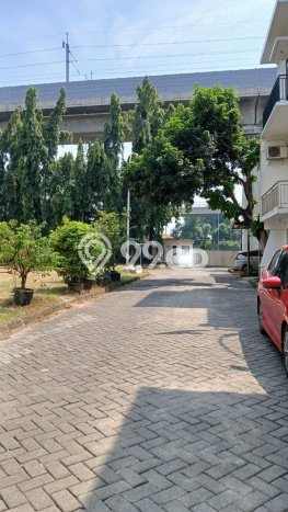 Kesempatan Investasi Rumah LB 290m² di Area Premium, Bekasi Kesempatan Investasi Rumah LB 290m² di Area Premium, Bekasi