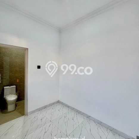 Rumah Strategis Modern Lb 110m2 di Serpong, Tangerang Selatan Rumah Strategis Modern Lb 110m2 di Serpong, Tangerang Selatan