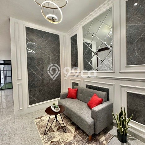 Rumah Strategis Minimalis Lb 180m2 di Cikarang Pusat, Bekasi Rumah Strategis Minimalis Lb 180m2 di Cikarang Pusat, Bekasi