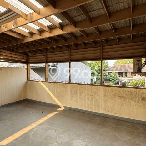 Rumah Elit Modern Siap Huni di Cirendeu Jakarta Selatan Rumah Elit Modern Siap Huni di Cirendeu Jakarta Selatan