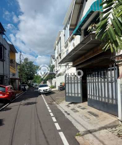 Dijual Rumah Elit Exclusive di Cempaka Putih, Jakarta Pusat Dijual Rumah Elit Exclusive di Cempaka Putih, Jakarta Pusat