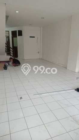 Area Ramai! Ruko Dijual di Duren Sawit untuk Bisnis Luas Bangunan 225m2 Area Ramai! Ruko Dijual di Duren Sawit untuk Bisnis Luas Bangunan 225m2