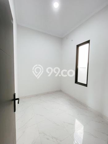 For Sale Rumah 4 Kamar Lokasi Ideal Nyaman dan Strategis di Duren Sawit For Sale Rumah 4 Kamar Lokasi Ideal Nyaman dan Strategis di Duren Sawit