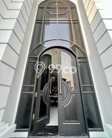Hot Offer Hunian Mewah Ideal dan Luas di Jagakarsa, Jakarta Selatan Hot Offer Hunian Mewah Ideal dan Luas di Jagakarsa, Jakarta Selatan