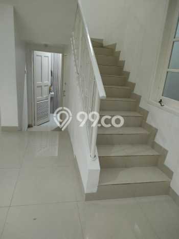Jual Rumah Eksklusif 4 KT di Cibubur, Bogor Jual Rumah Eksklusif 4 KT di Cibubur, Bogor