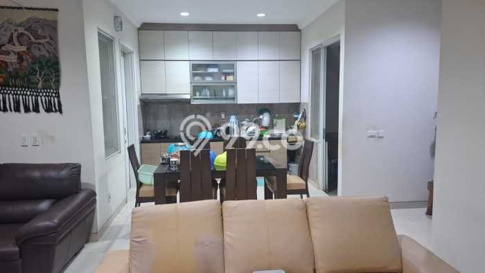 Rumah Elit LB 170m2 Siap Pakai Desain Elegan di BSD, Tangerang Rumah Elit LB 170m2 Siap Pakai Desain Elegan di BSD, Tangerang
