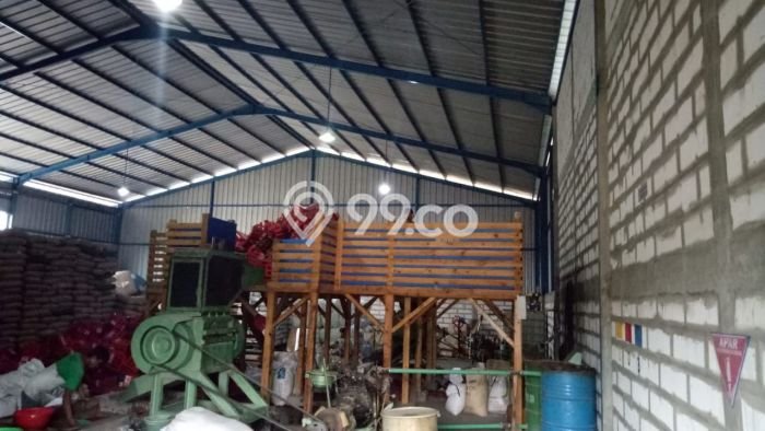 Unit Gudang Dijual di Bekasi LT 3000m2 & LB 1000m2 Unit Gudang Dijual di Bekasi LT 3000m2 & LB 1000m2