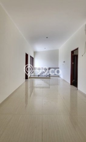 Ready to Use! Premium House LT 194m2 Desain Modern di Bintaro Ready to Use! Premium House LT 194m2 Desain Modern di Bintaro