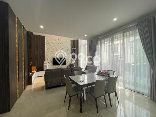 Disewakan! Rumah 4 Kamar Tidur &
4 Kamar Mandi di BSD, Tangerang Disewakan! Rumah 4 Kamar Tidur &
4 Kamar Mandi di BSD, Tangerang