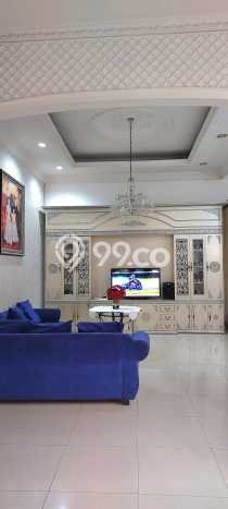Hunian Elit LB 465m2 Siap Pakai Desain Elegan di Modernland, Tangerang Hunian Elit LB 465m2 Siap Pakai Desain Elegan di Modernland, Tangerang