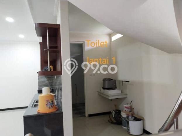 Jual Rumah Luas Megah Dengan View Eksklusif di Modernland, Tangerang Jual Rumah Luas Megah Dengan View Eksklusif di Modernland, Tangerang