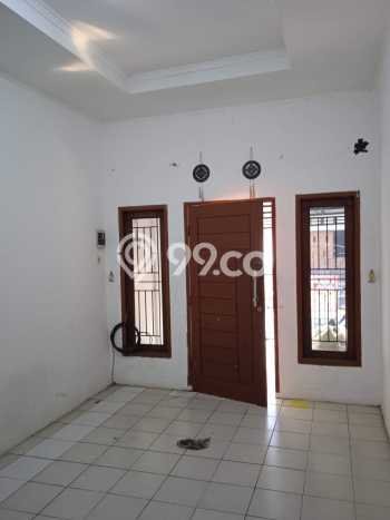 Rumah Strategis Minimalis Lb 36m2 di Ciputat, Tangerang Selatan Rumah Strategis Minimalis Lb 36m2 di Ciputat, Tangerang Selatan