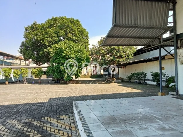 Lokasi Strategis! Dijual Gudang Bisnis di Ciputat Timur, Tangerang Selatan Kondisi Bagus Lokasi Strategis! Dijual Gudang Bisnis di Ciputat Timur, Tangerang Selatan Kondisi Bagus