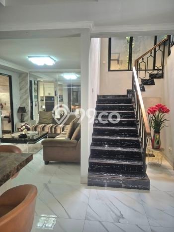 Hunian Mewah LB 238m2 Siap Huni Desain Elegan di BSD, Tangerang Hunian Mewah LB 238m2 Siap Huni Desain Elegan di BSD, Tangerang