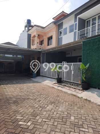 Tersedia Rumah Kost di Bintaro, Tangerang Selatan 8 Kamar Tersedia Rumah Kost di Bintaro, Tangerang Selatan 8 Kamar