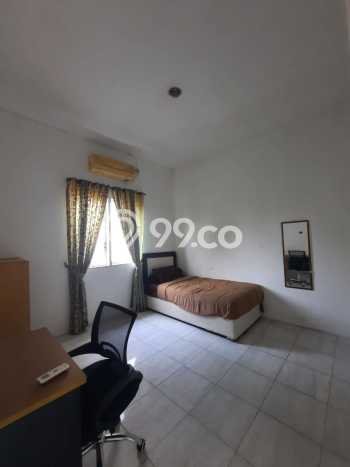 Tersedia Rumah Kost di Bintaro, Tangerang Selatan 8 Kamar Tersedia Rumah Kost di Bintaro, Tangerang Selatan 8 Kamar