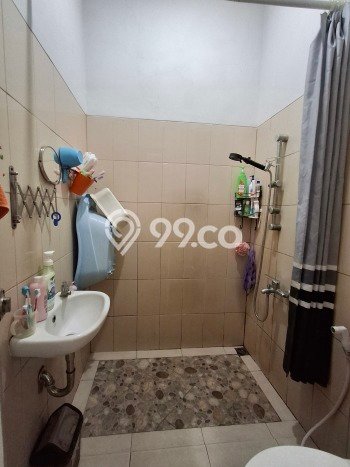 Dijual Rumah Strategis Bagus Punya 2 KT di Pondok Aren Tangerang Selatan SHM Dijual Rumah Strategis Bagus Punya 2 KT di Pondok Aren Tangerang Selatan SHM