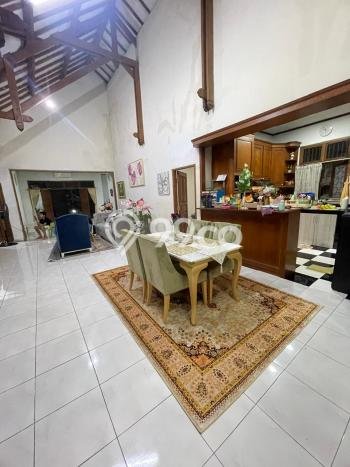 Siap Huni Rumah Mewah 8 Kamar di Ciputat Timur Dekat ke Mana Saja Siap Huni Rumah Mewah 8 Kamar di Ciputat Timur Dekat ke Mana Saja