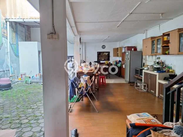 Rumah Eksklusif Dijual LT 232m2 di BSD, Tangerang Selatan Rumah Eksklusif Dijual LT 232m2 di BSD, Tangerang Selatan