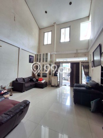 Siap Huni Rumah Mewah 7 Kamar di BSD Dekat ke Mana Pun Siap Huni Rumah Mewah 7 Kamar di BSD Dekat ke Mana Pun
