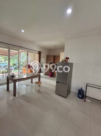 Hunian Elit LB 180m2 Siap Pakai Desain Elegan di Bintaro, Tangerang Selatan Hunian Elit LB 180m2 Siap Pakai Desain Elegan di Bintaro, Tangerang Selatan