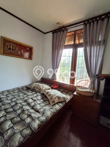 Rumah Mewah LB 115m2 Siap Huni Desain Elegan di Bintaro, Tangerang Selatan Rumah Mewah LB 115m2 Siap Huni Desain Elegan di Bintaro, Tangerang Selatan
