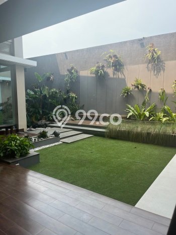 Jual Rumah Luas Megah Dengan View Eksklusif di Gading Serpong, Tangerang Jual Rumah Luas Megah Dengan View Eksklusif di Gading Serpong, Tangerang
