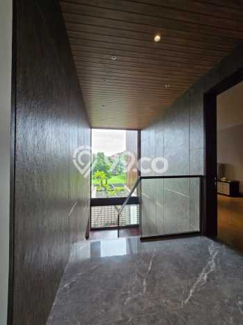 Rumah Luxury Modern Siap Huni di BSD Tangerang Rumah Luxury Modern Siap Huni di BSD Tangerang