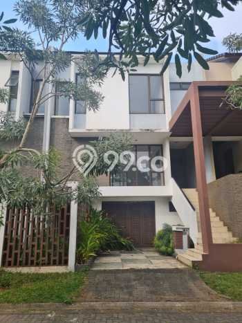 Rumah Mewah Dijual LT 128m2 di BSD, Tangerang Selatan Rumah Mewah Dijual LT 128m2 di BSD, Tangerang Selatan