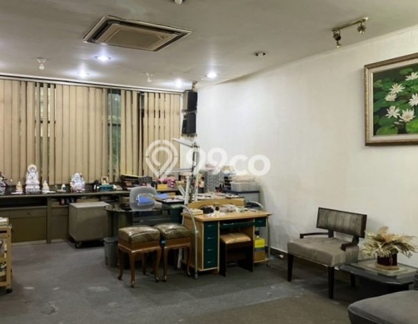 Ruko Dijual di Prime Area Jakarta Barat Luas 940m2 Ruko Dijual di Prime Area Jakarta Barat Luas 940m2