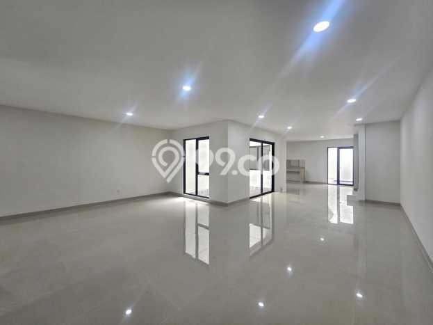 Hot Offer Hunian Premium Ideal dan Luas di BSD, Tangerang Selatan Hot Offer Hunian Premium Ideal dan Luas di BSD, Tangerang Selatan