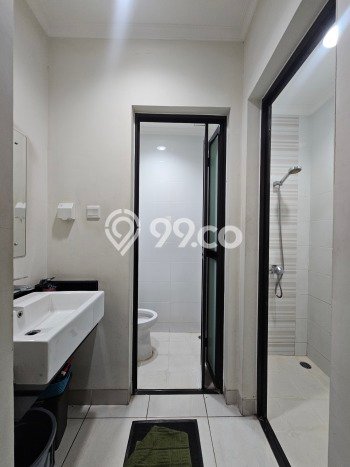 Kost Dijual di Gading Serpong dengan 8 KT dan Luas 145m2 Kost Dijual di Gading Serpong dengan 8 KT dan Luas 145m2
