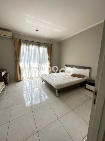 For Sale! Premium House LT 210m2 Desain Elegan di BSD For Sale! Premium House LT 210m2 Desain Elegan di BSD