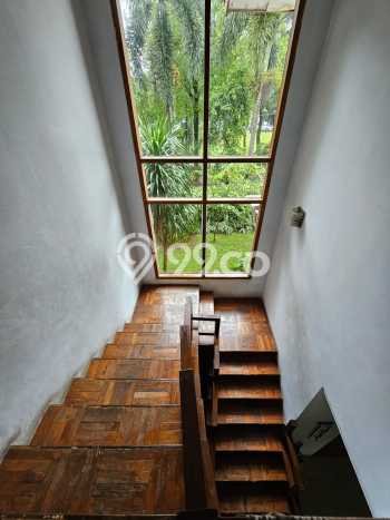 Jual Rumah Mewah Megah Dengan View Eksklusif di BSD City, Tangerang Jual Rumah Mewah Megah Dengan View Eksklusif di BSD City, Tangerang