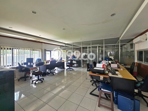 Gudang Bagus LT 880m2 LB 490m2 Dijual di BSD Tangerang Selatan Gudang Bagus LT 880m2 LB 490m2 Dijual di BSD Tangerang Selatan
