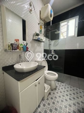 Rumah Luxury Modern Tanpa Renovasi di BSD Tangerang Rumah Luxury Modern Tanpa Renovasi di BSD Tangerang